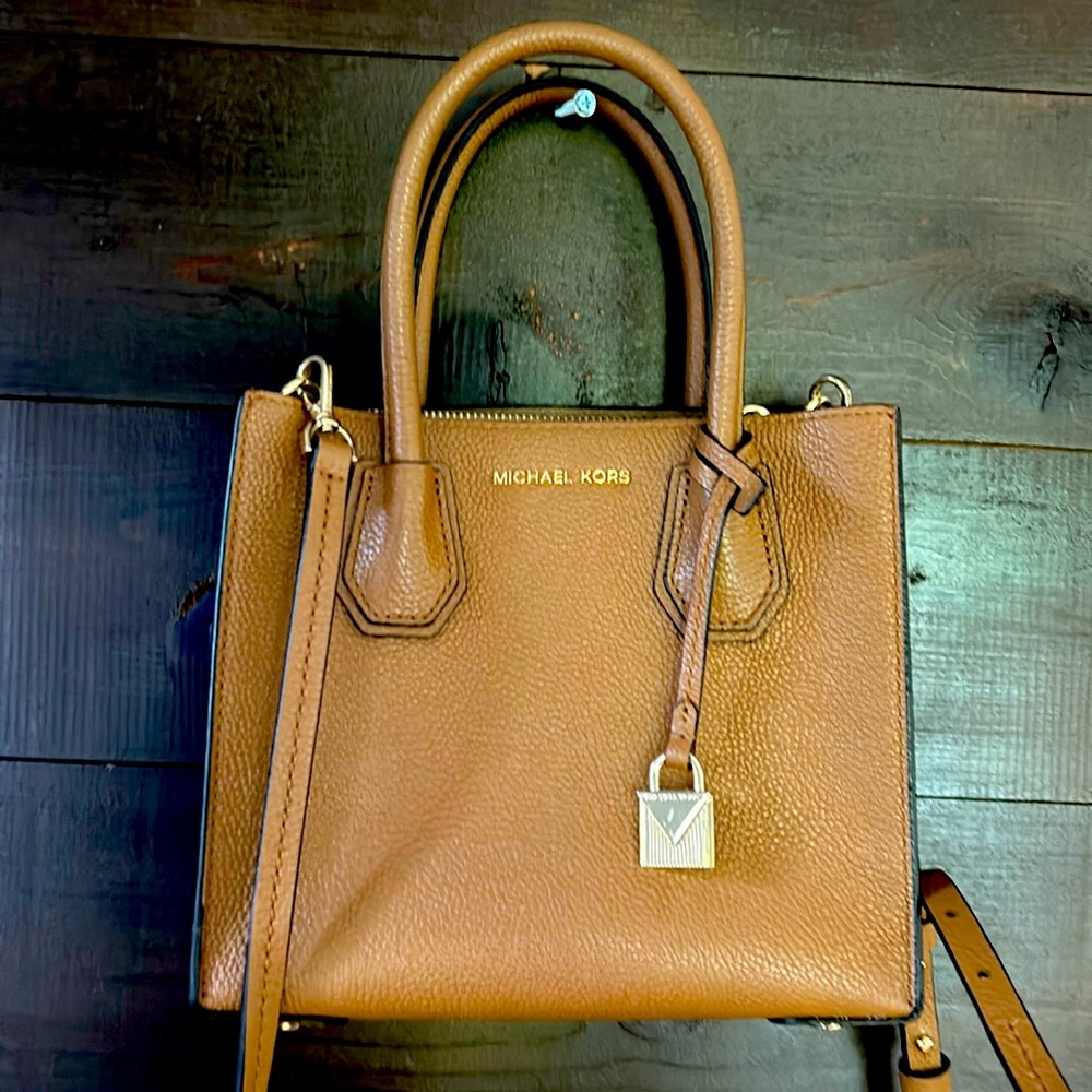 Michael Kors little purse